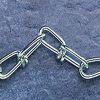 Picture of Double-Loop-Chain Zinc-Plate #3