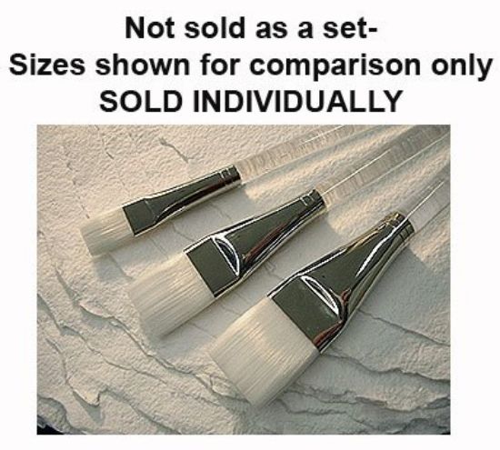 Picture of University Brush 985 Flat Wash- Short Handle 3/4"