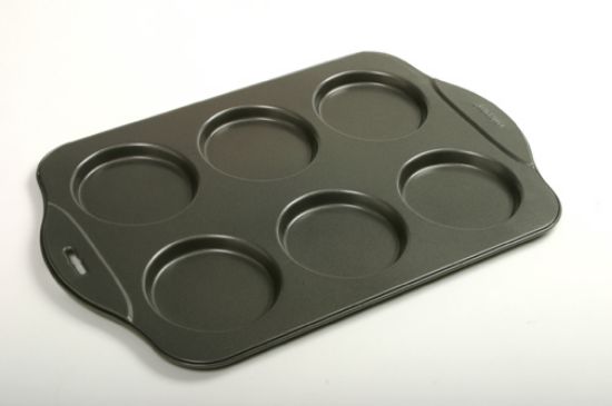 Picture of Puffy Muffin Crown Pan