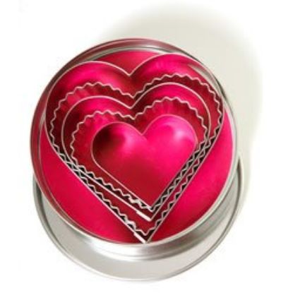 Picture of Crinkle Heart Cookie-Cutter Set/5